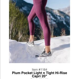 NWT Zyia Plum Pocket Light n Tight Hi Rise Capri